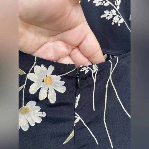Reformation floral print dress size 2 - Picture 10 of 15